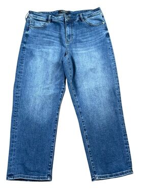 Liverpool Kennedy Crop Straight Jeans.  Size 14P/ 32